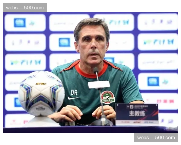 拉莫斯莫拉战术博弈 河南三镇教练斗法各取一分