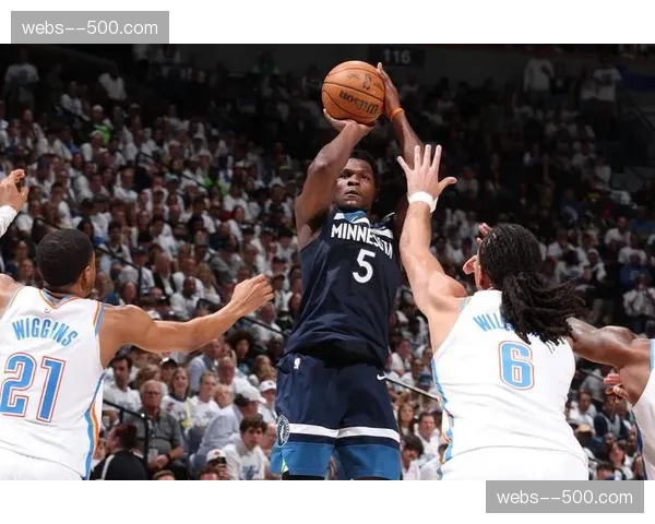 森林狼兰德尔系列赛场均24分9篮板6助攻，进攻端全面贡献